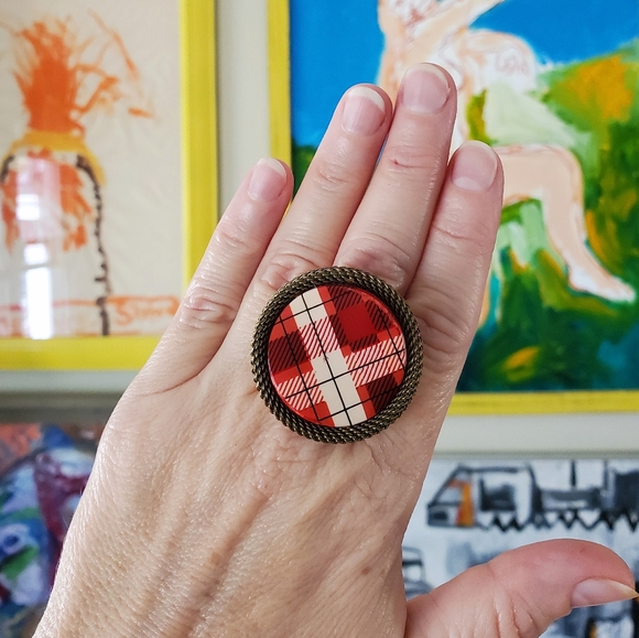 Pretty Lil' Punk! Red Plaid Resin Ring - Picture 5 of 8